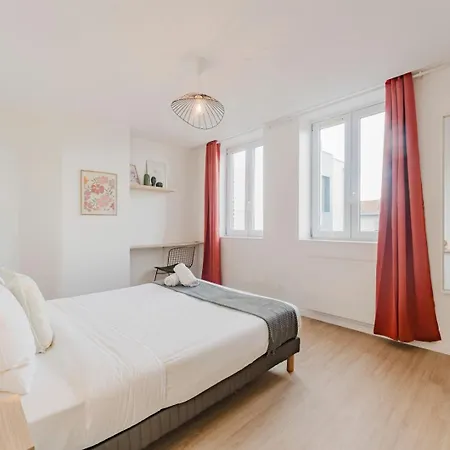 1-bedroom Flat In The Heart Of Appartement Lambersart